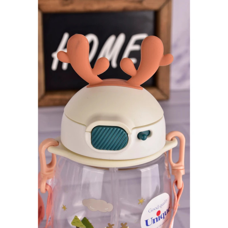 قمقمه کودک یونیک کد 1911 با گنجایش 0.6 لیتر، نیدار و بنددار، طرح گوزن فانتزی، مناسب مهدکودک و مدرسه”